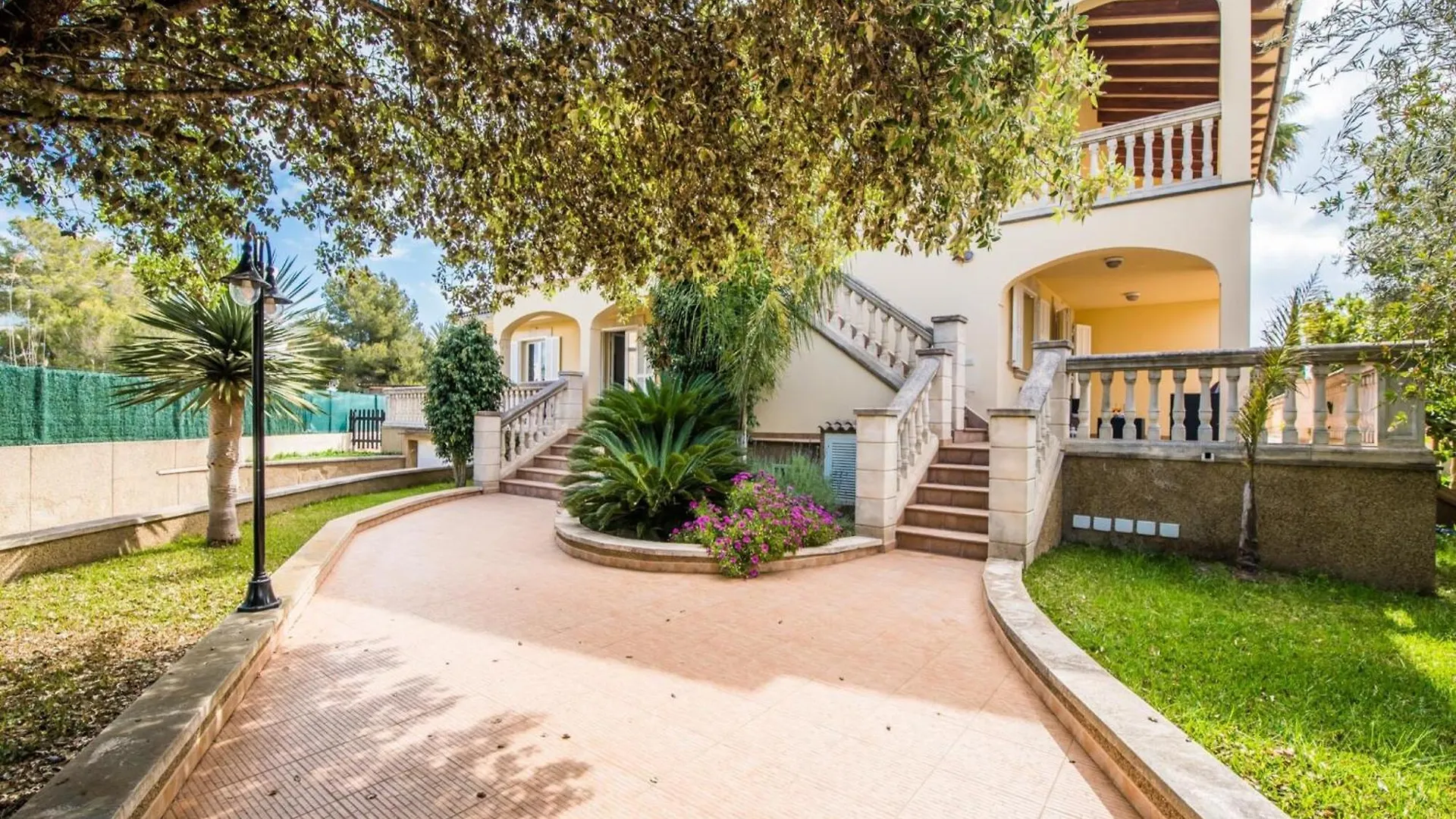 Holiday Home In Playa De Muro Espagne